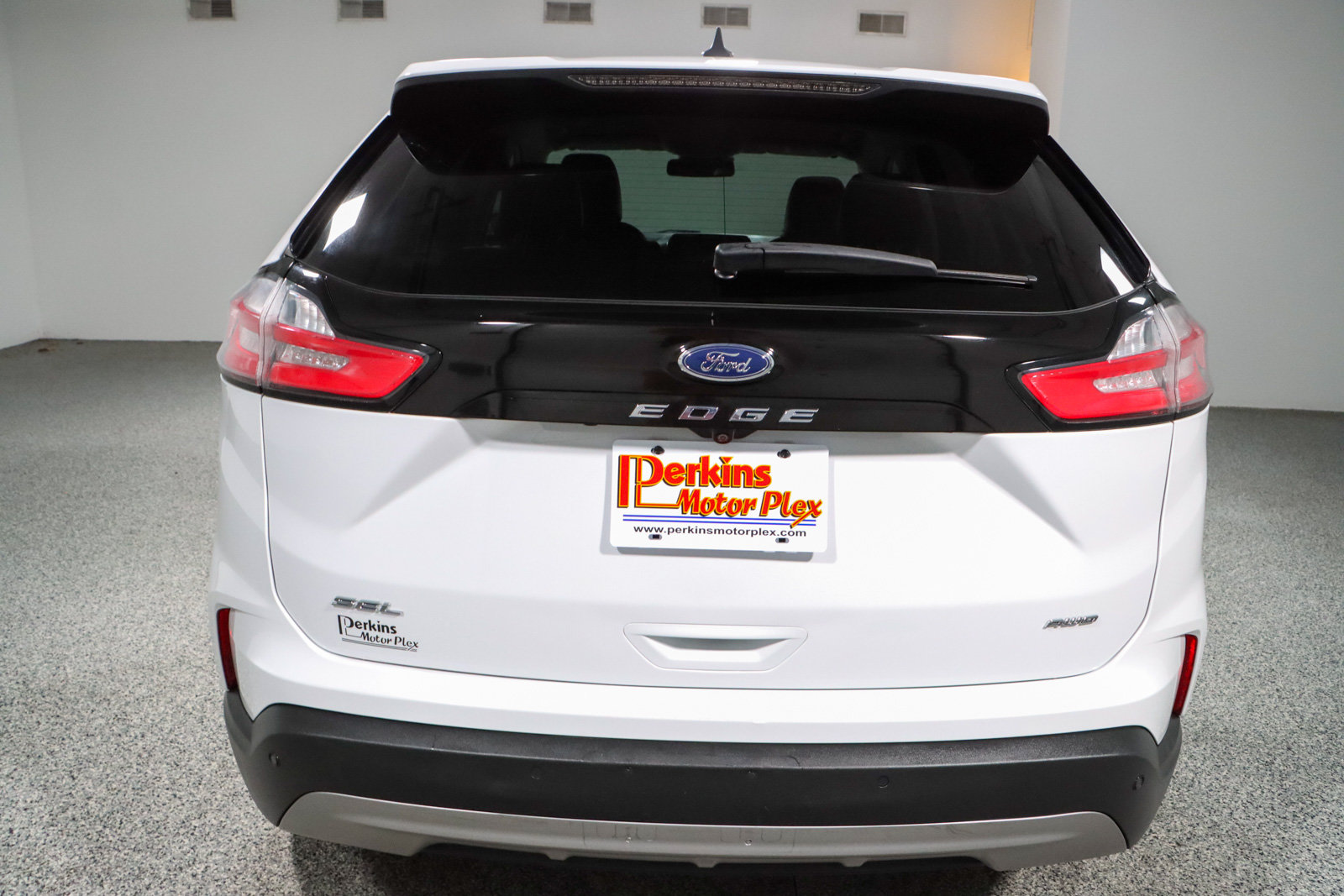 Used 2023 Ford Edge SEL AWD/4WD image 8