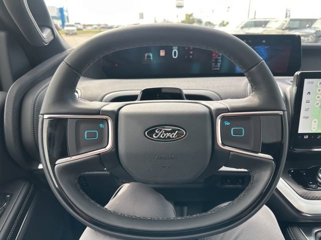 New 2025 Ford Expedition Platinum w/ Stealth Performance Package image 38