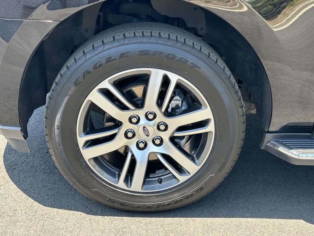 Used 2023 Ford Expedition Max Limited AWD/4WD image 29