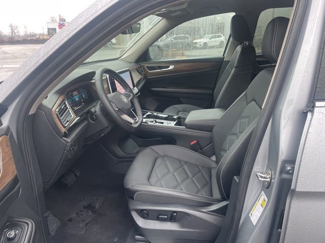 Certified 2026 Volkswagen Atlas SE image 7