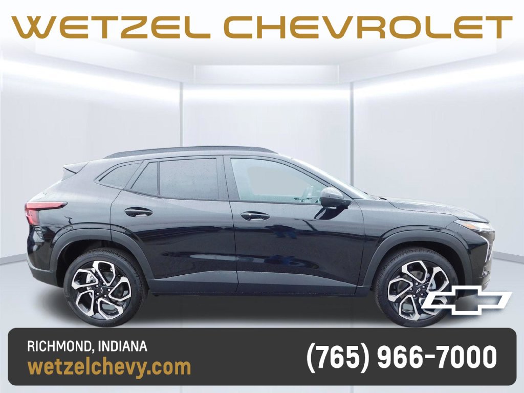 New 2026 Chevrolet Trax RS w/ Driver Confidence Package FWD image 2