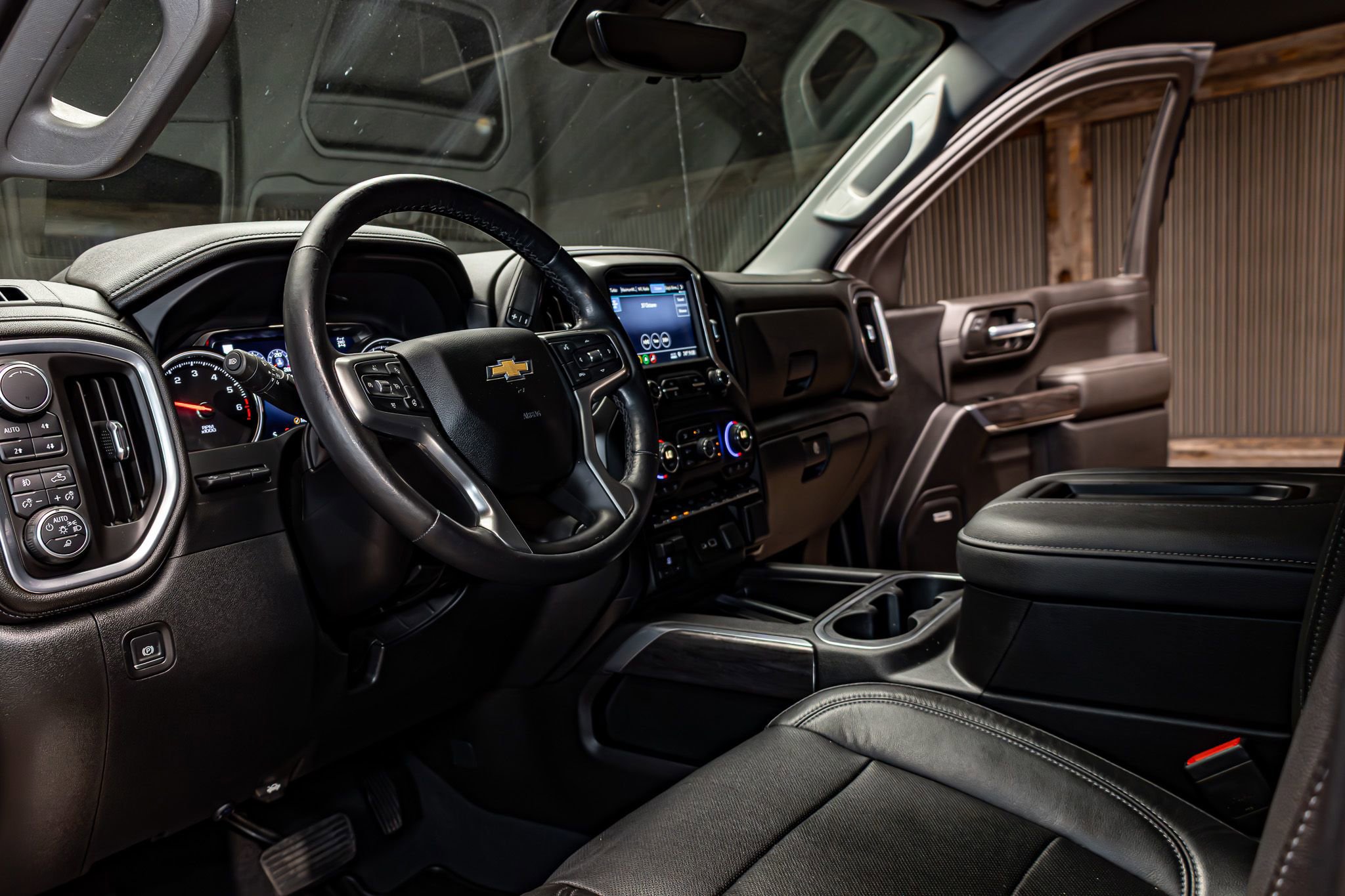 Used 2019 Chevrolet Silverado 1500 LTZ w/ LTZ Plus Package image 16