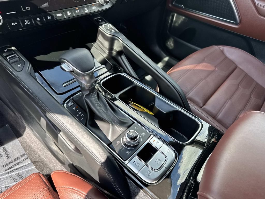 Used 2025 Kia Telluride SX Prestige AWD/4WD image 32
