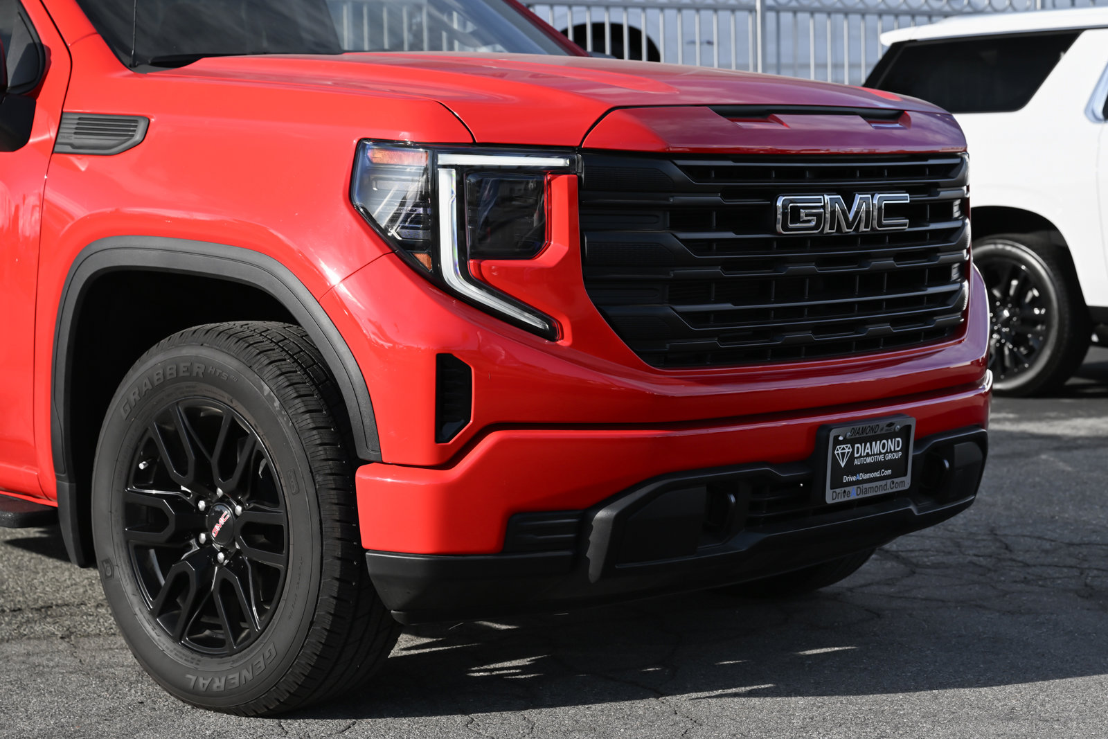 Used 2024 GMC Sierra 1500 Pro w/ Graphite Edition image 10