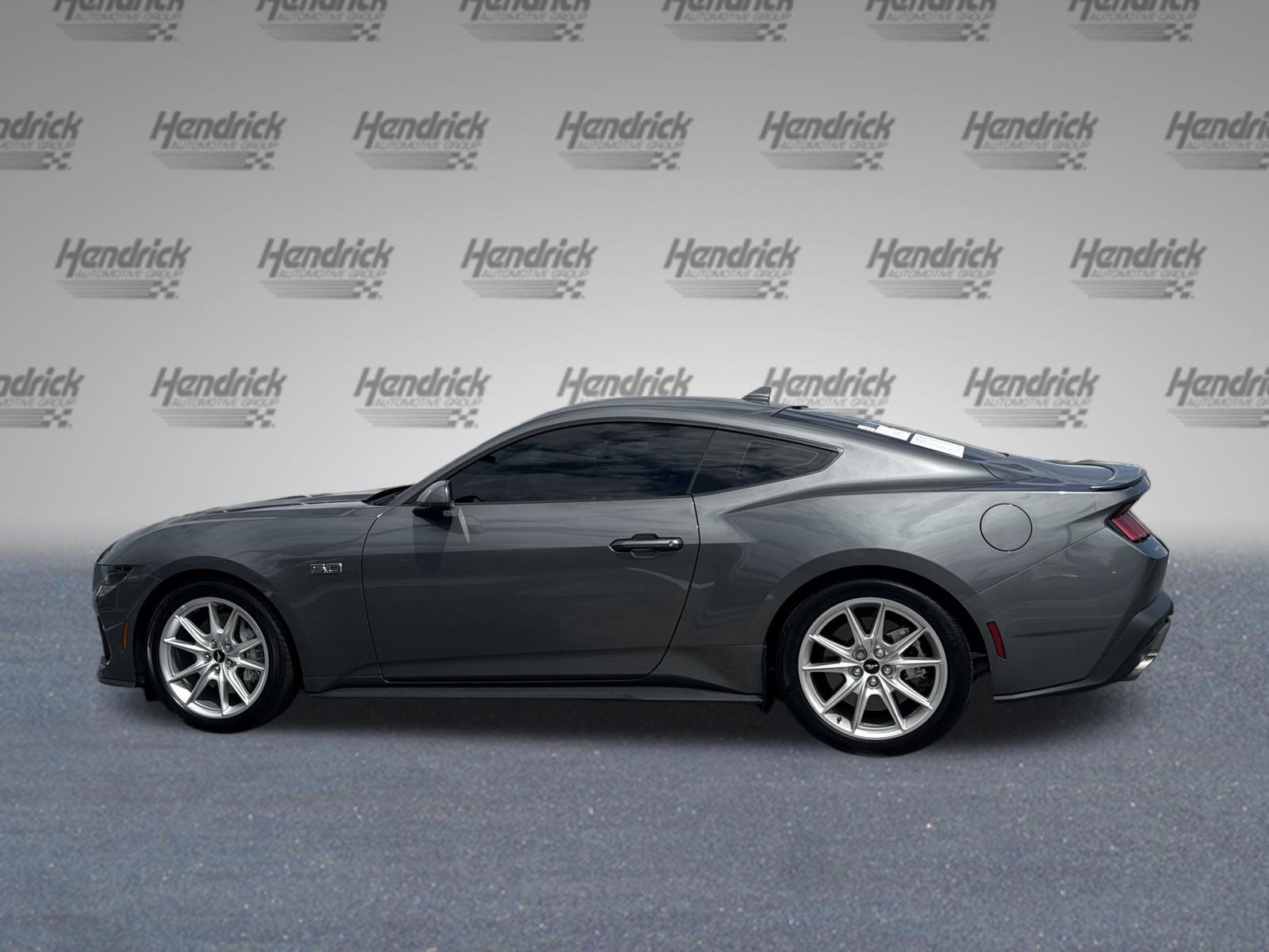 Used 2025 Ford Mustang GT Premium RWD image 7