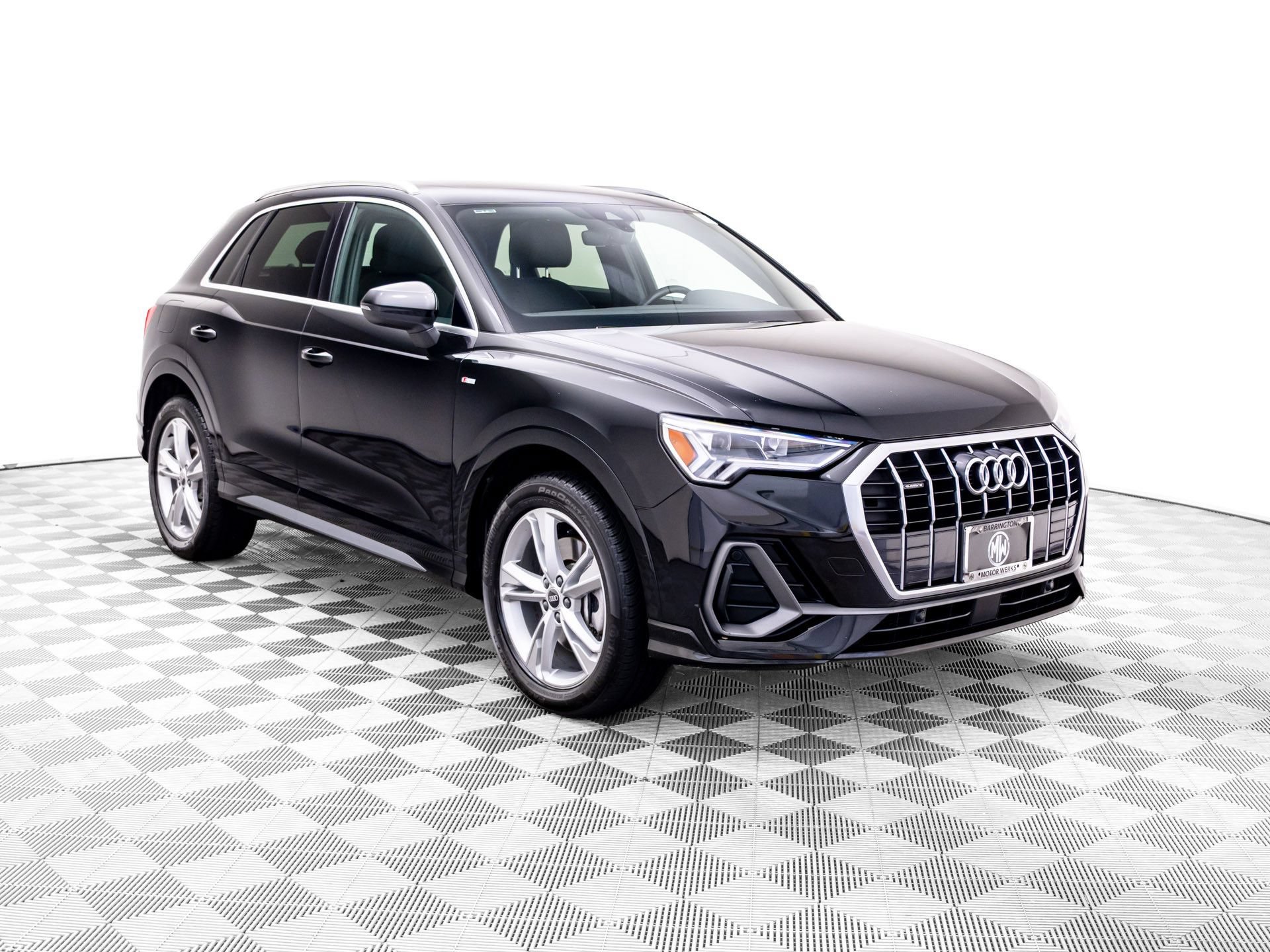 Used 2021 Audi Q3 2.0T Premium Plus w/ Premium Plus Package AWD/4WD image 7