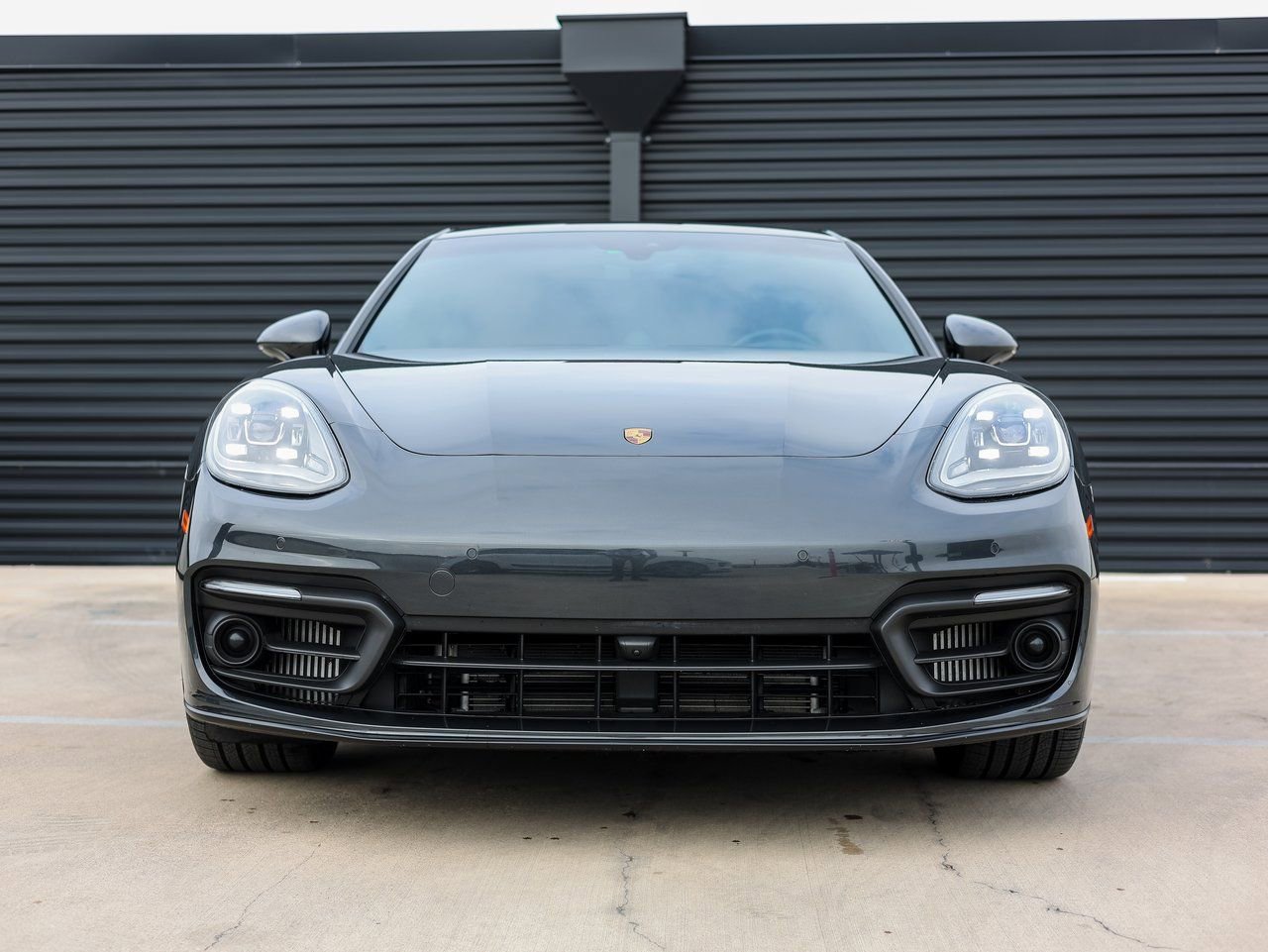 Certified 2023 Porsche Panamera Platinum Edition RWD image 10