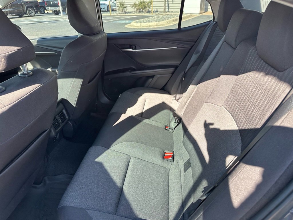 Used 2025 Toyota Camry LE w/ Convenience Package image 18