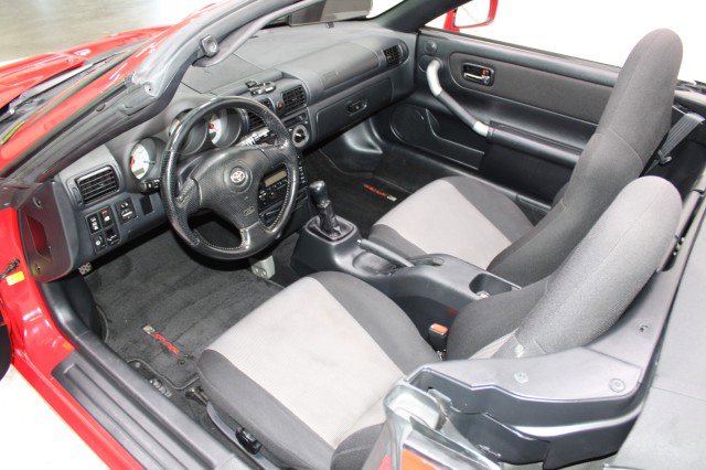 Used 2001 Toyota MR2 image 6