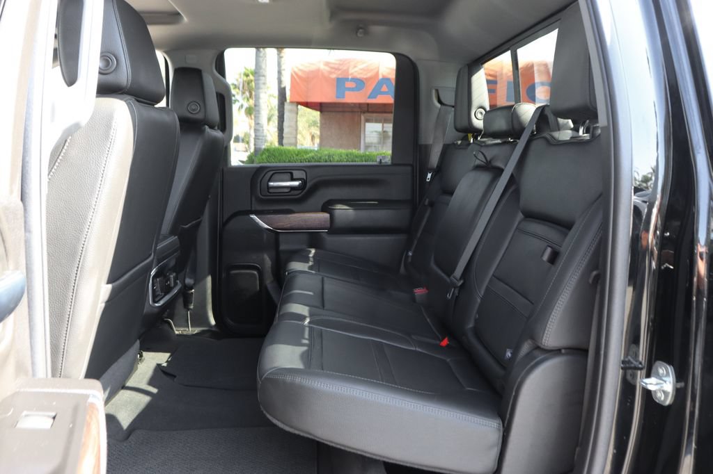 Used 2022 GMC Sierra 3500 Denali AWD/4WD image 39