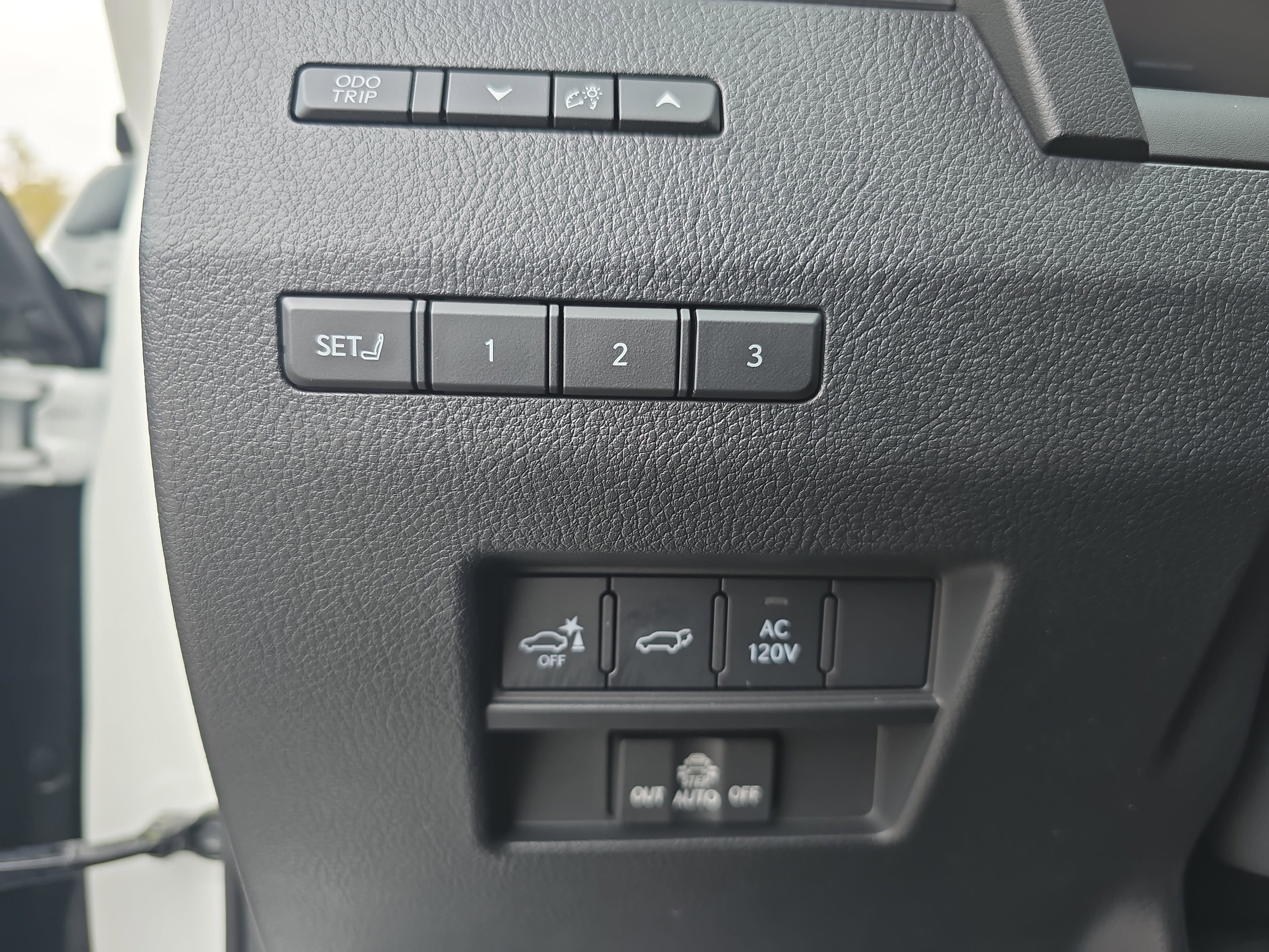 Used 2025 Lexus GX 550 image 26