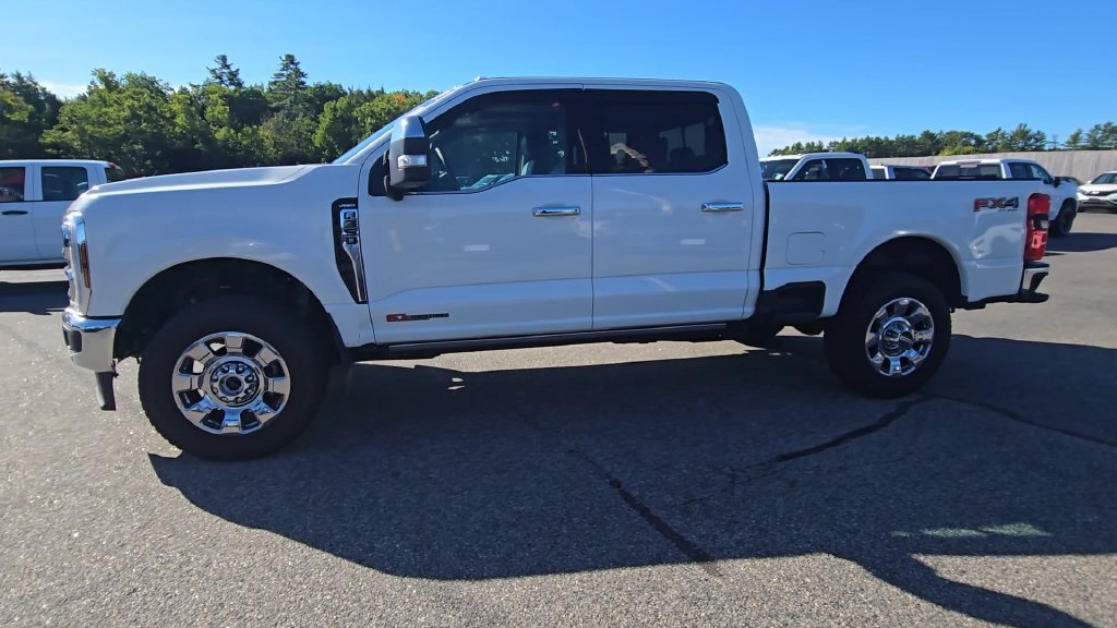 Used 2026 Ford F350 Lariat w/ Lariat Ultimate Package AWD/4WD image 16
