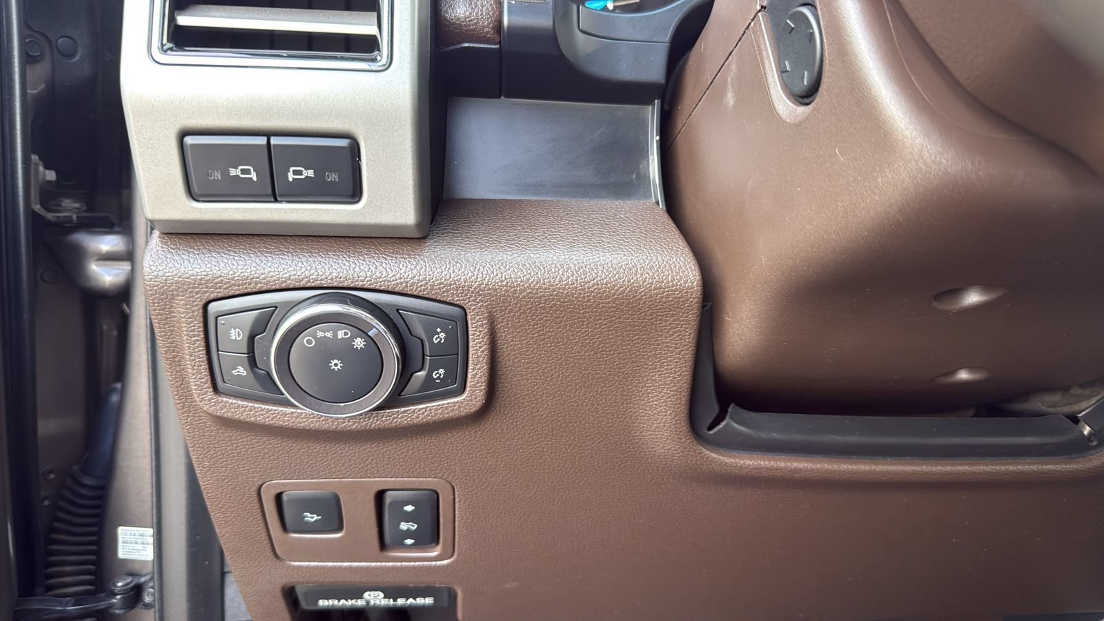 Used 2019 Ford F250 King Ranch w/ King Ranch Ultimate Package AWD/4WD image 17