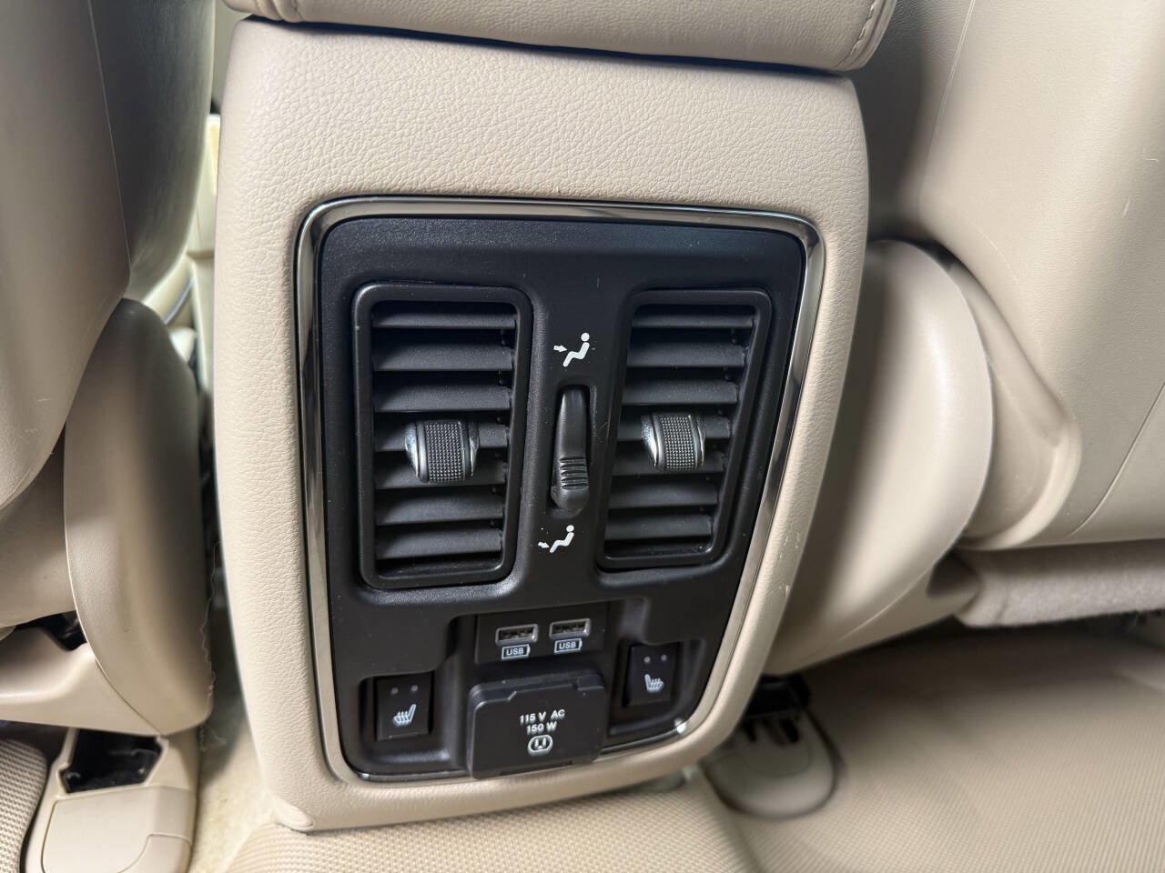 Used 2016 Jeep Grand Cherokee Overland image 16