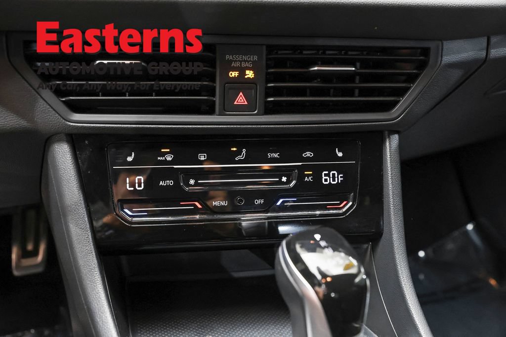 Used 2025 Volkswagen Jetta Sport FWD image 19