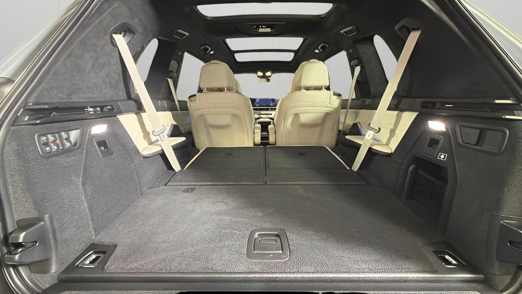 Used 2024 BMW X7 M60i w/ Executive Package AWD/4WD image 35