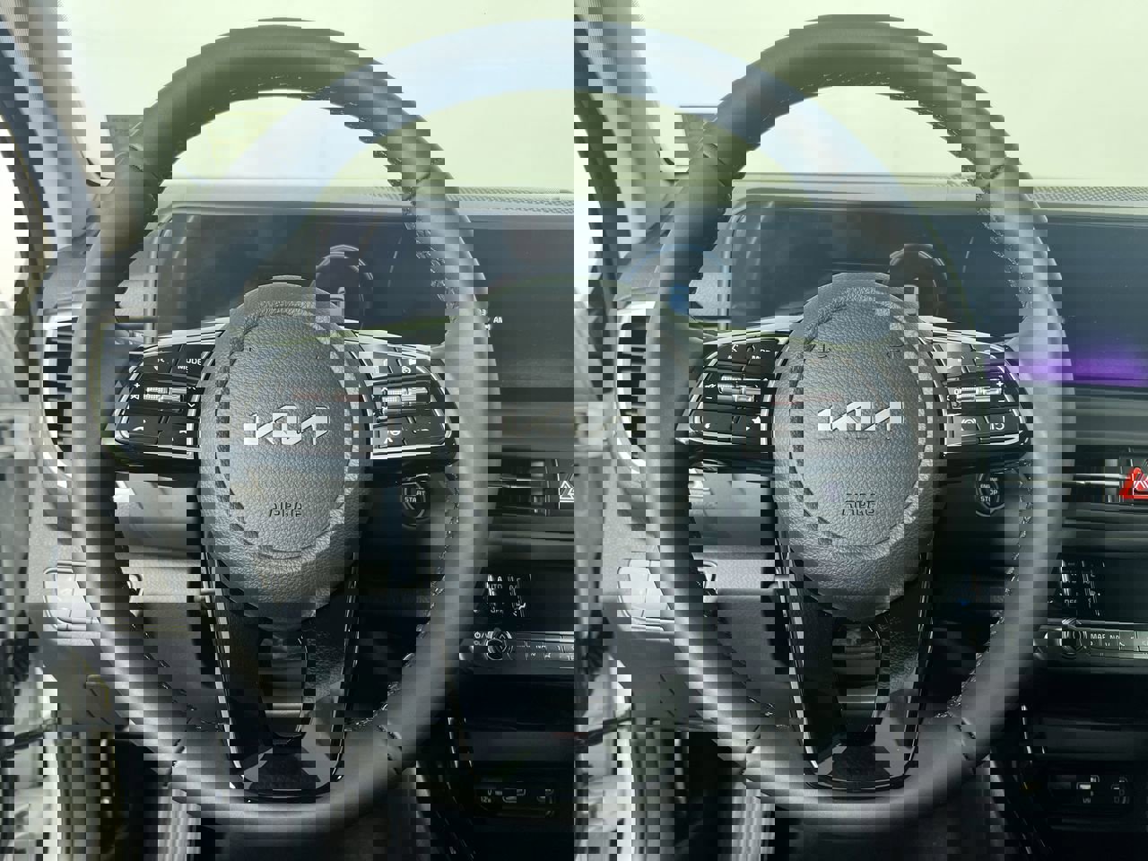 Certified 2024 Kia Seltos EX image 16