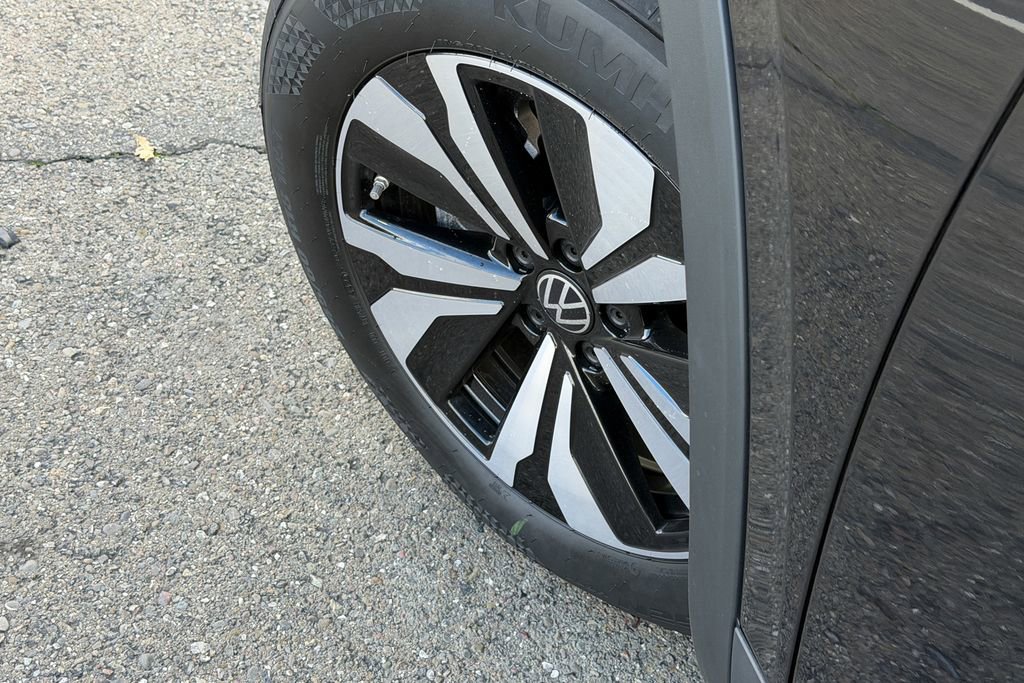 New 2026 Volkswagen Atlas SE image 10