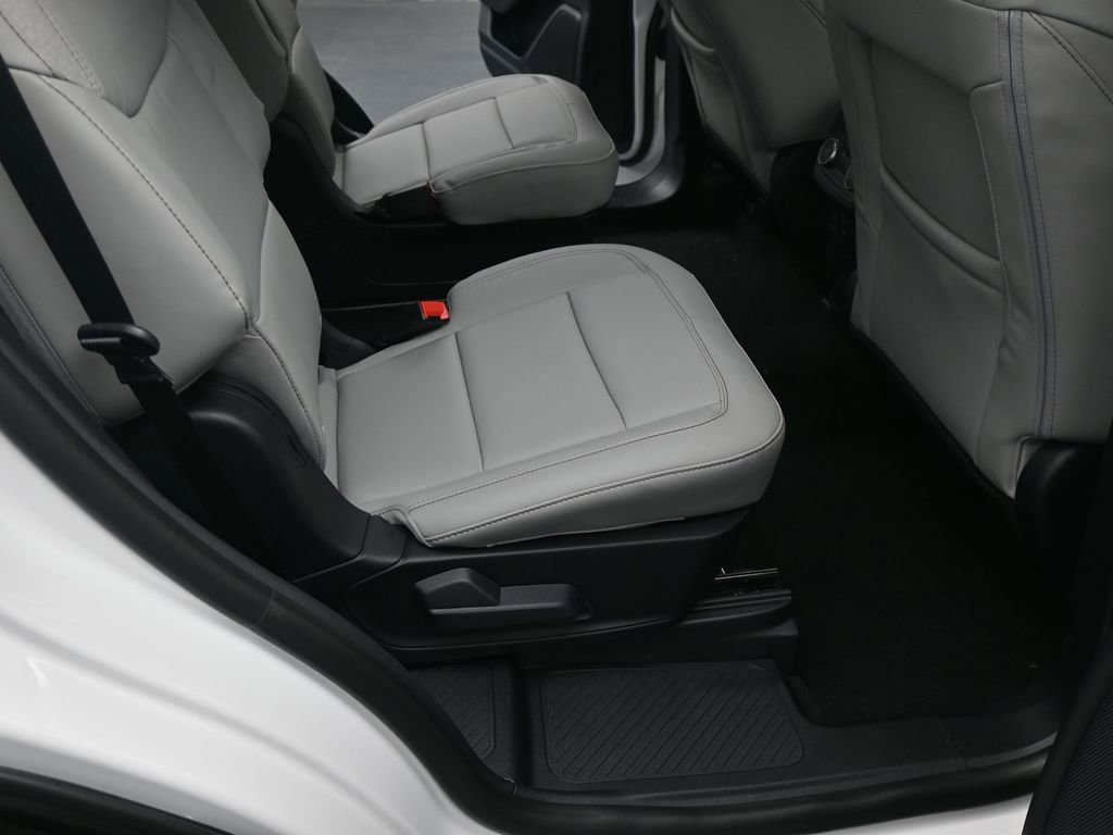 New 2026 Ford Explorer Active w/ Active Comfort Package image 14