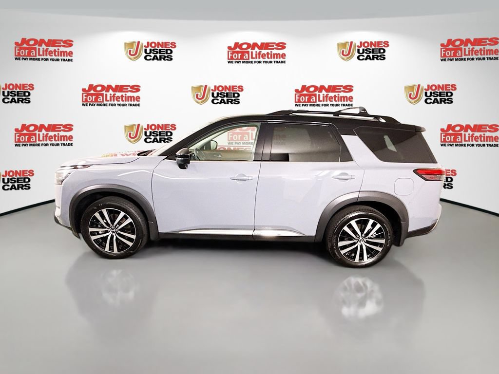Certified 2025 Nissan Pathfinder Platinum AWD/4WD image 17