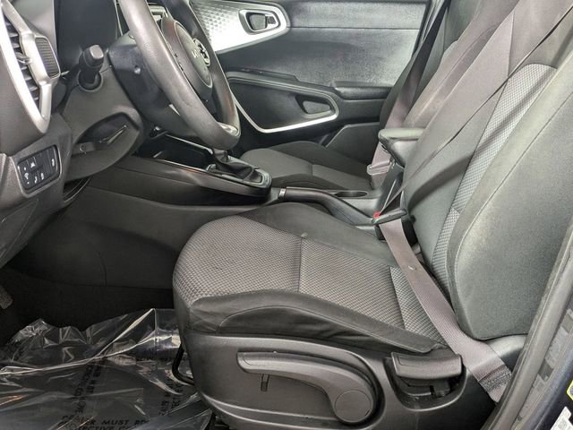 Used 2022 Kia Soul LX w/ Technology Package image 12