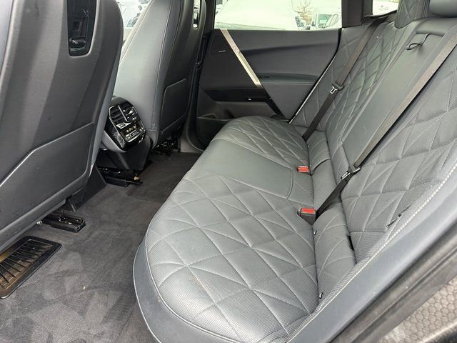 Used 2023 BMW iX xDrive50 w/ Premium Package image 14
