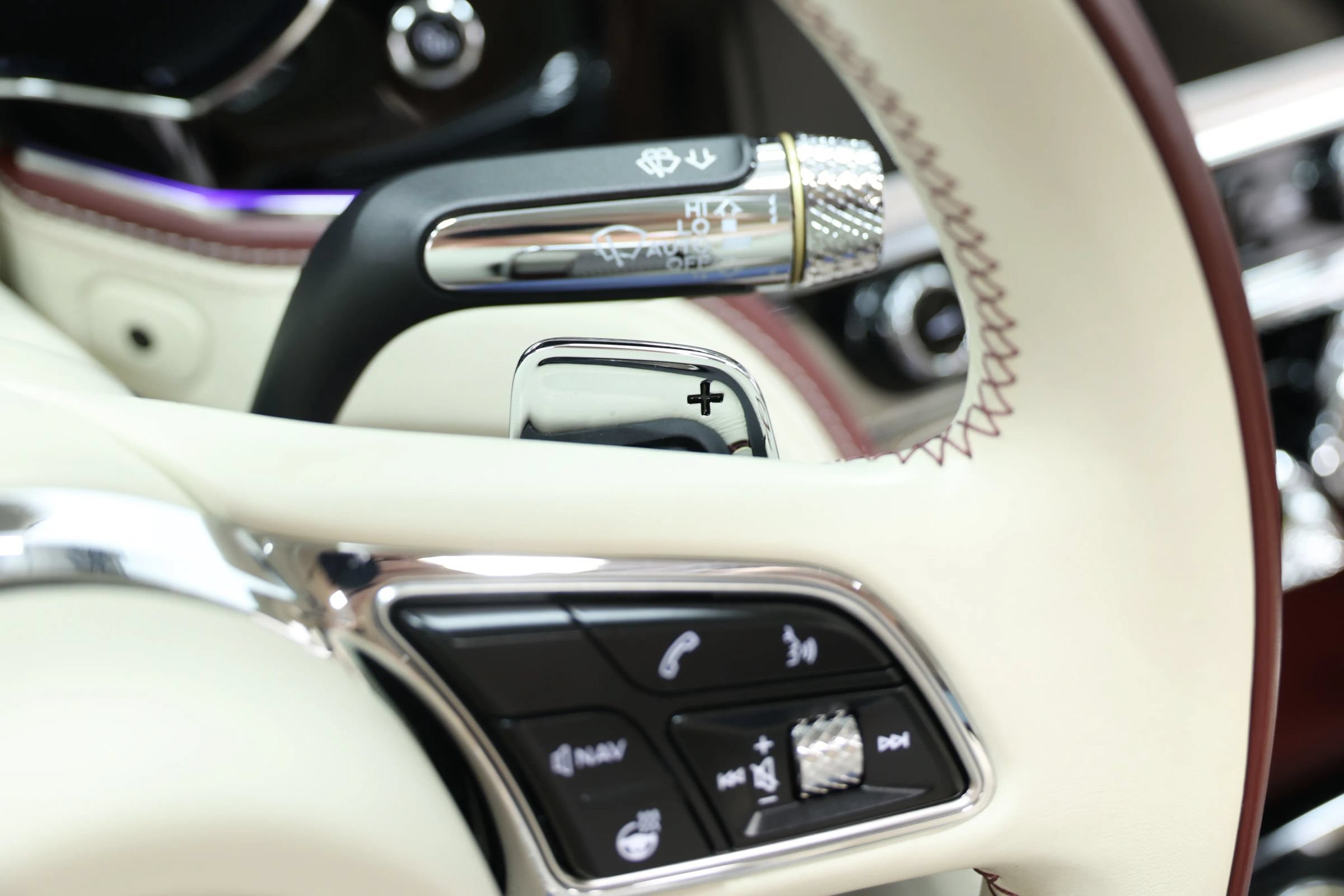 Used 2022 Bentley Flying Spur W12 AWD/4WD image 39