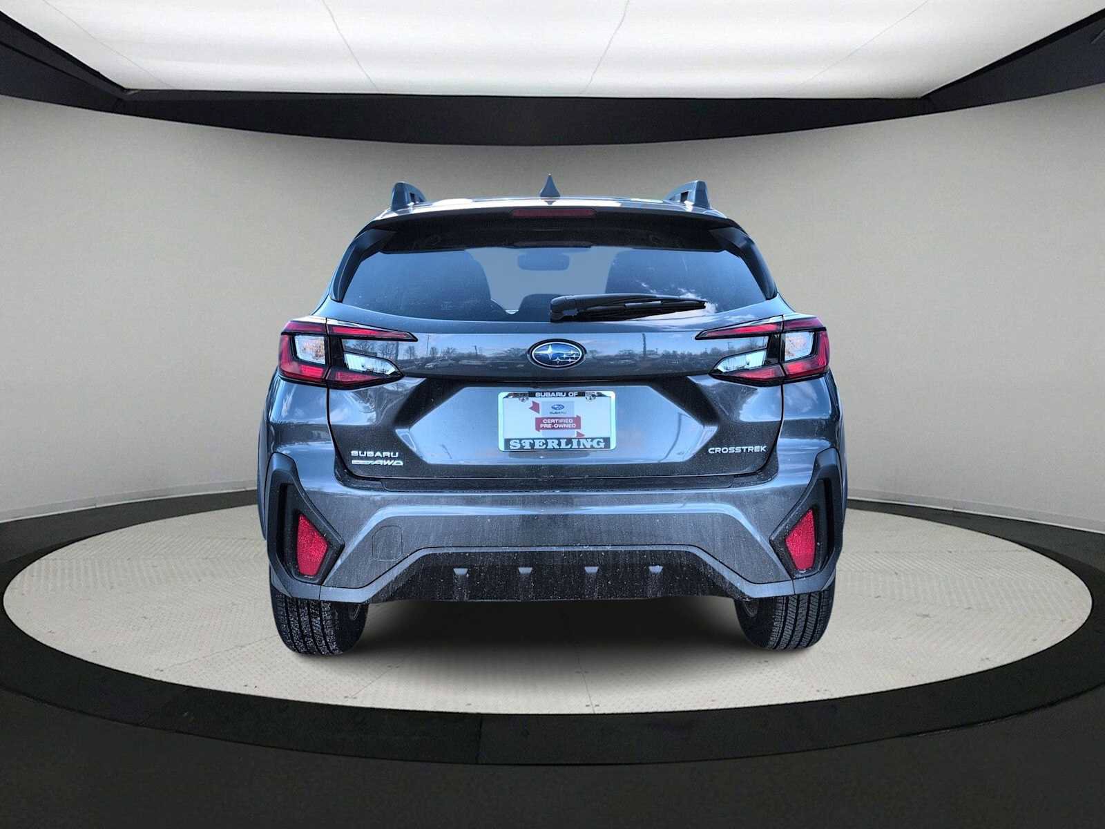 Used 2025 Subaru Crosstrek 2.0i Premium image 7