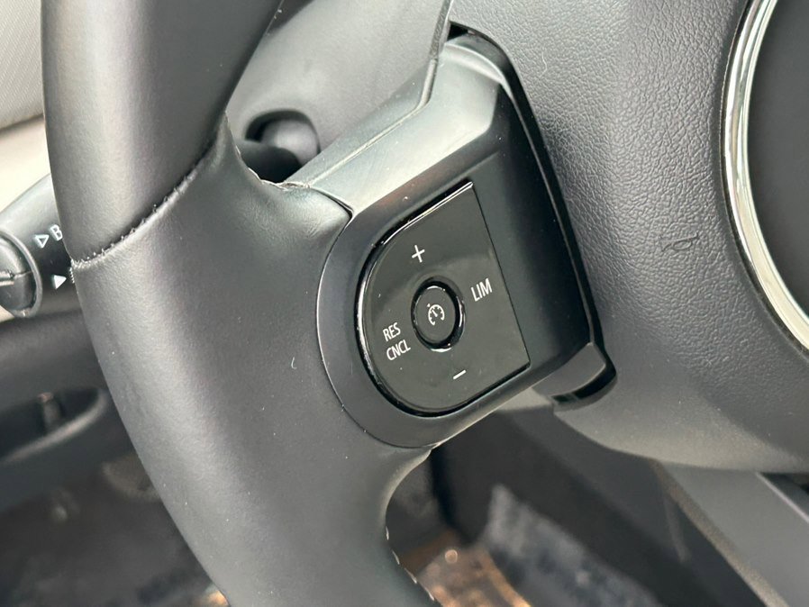Used 2023 MINI Cooper SE image 17