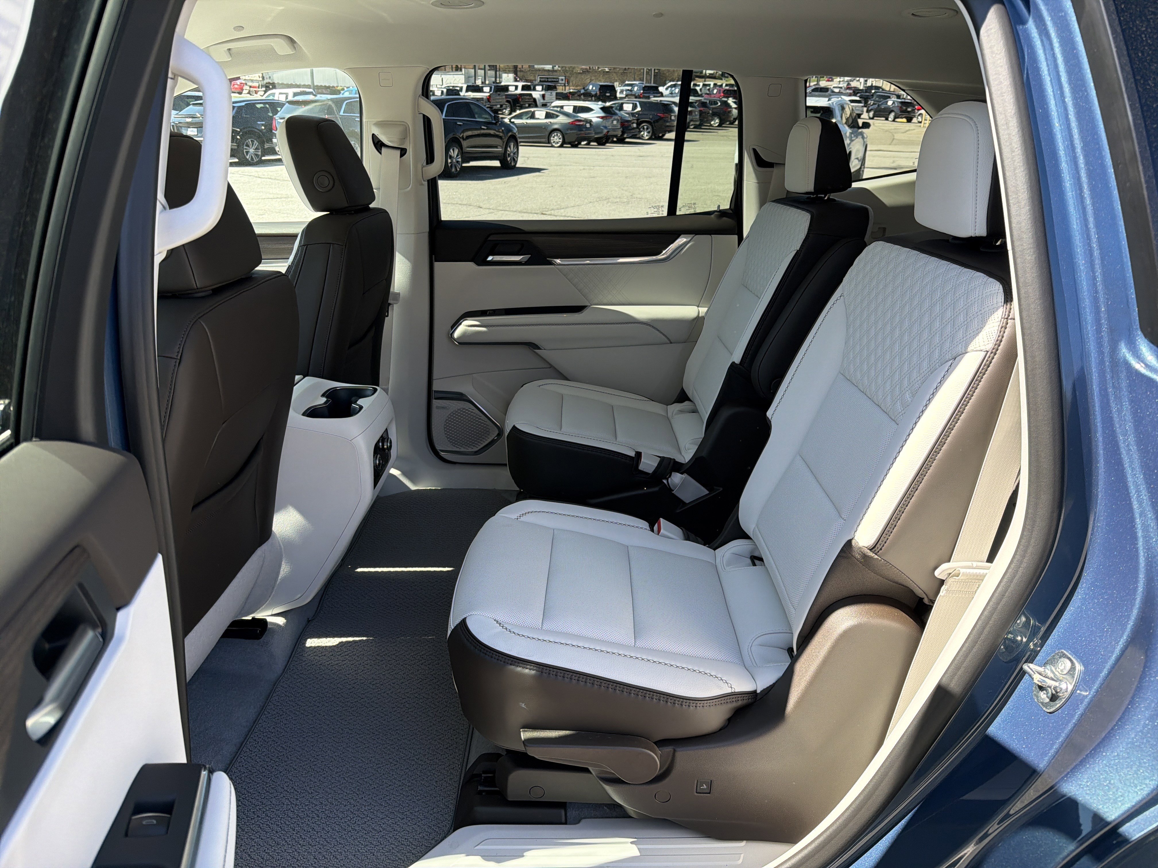 New 2026 GMC Acadia Denali w/ Super Cruise Package image 26