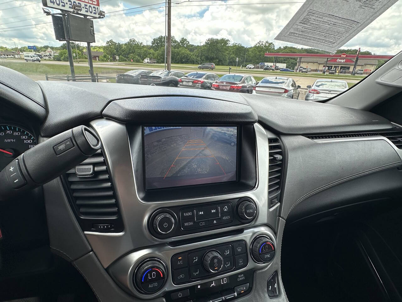 Used 2015 Chevrolet Suburban LT RWD image 15