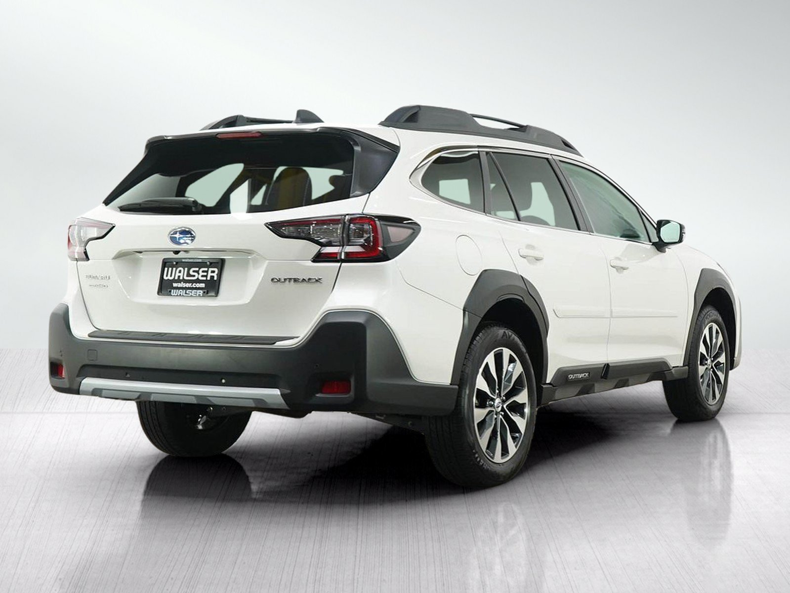 Used 2024 Subaru Outback Limited AWD/4WD image 5