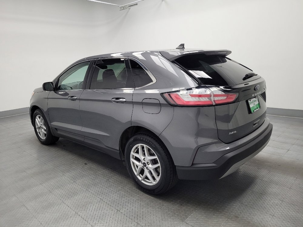 Used 2024 Ford Edge SEL image 3
