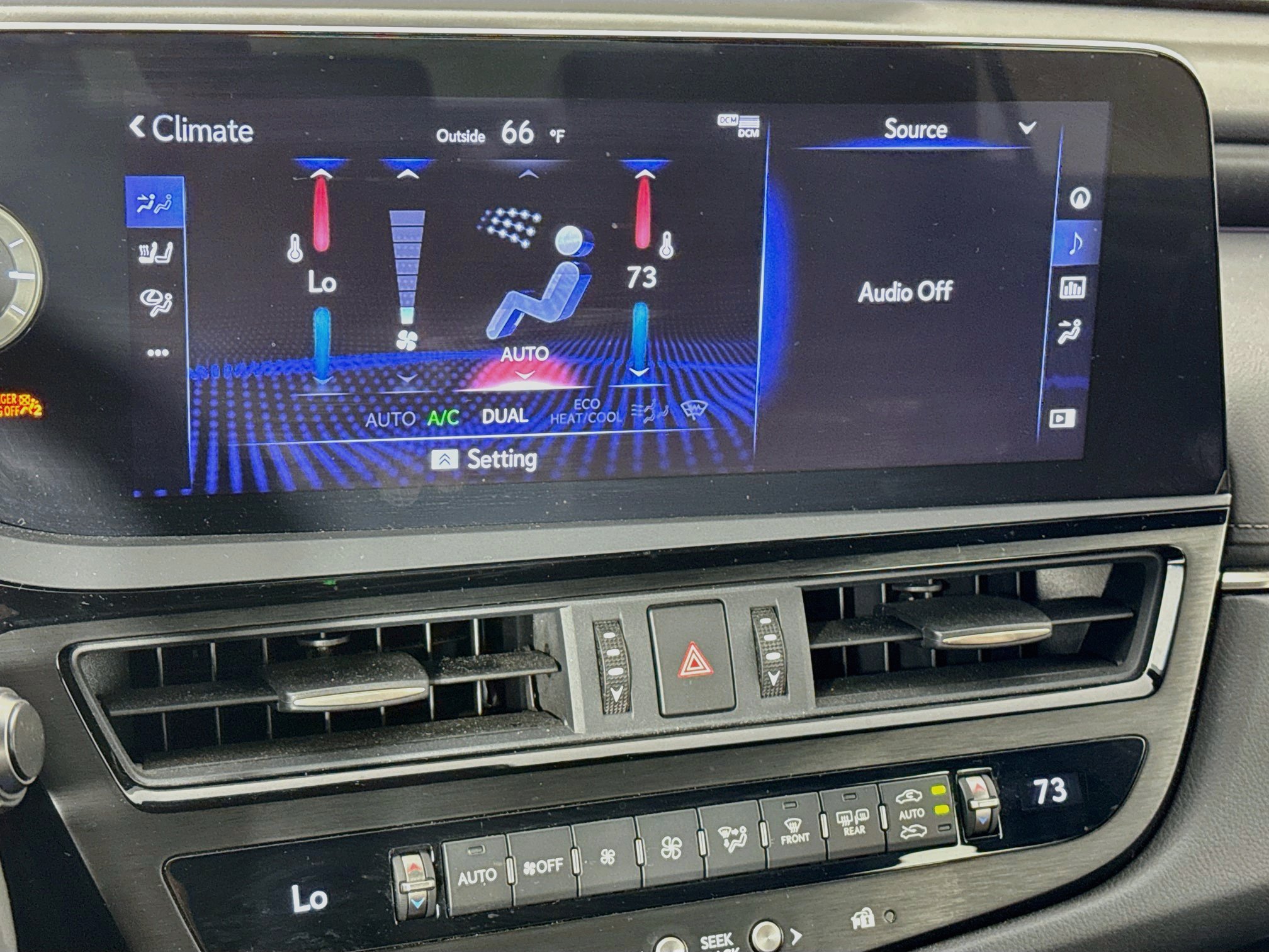 Used 2022 Lexus ES 300h w/ Accessory Package FWD image 16