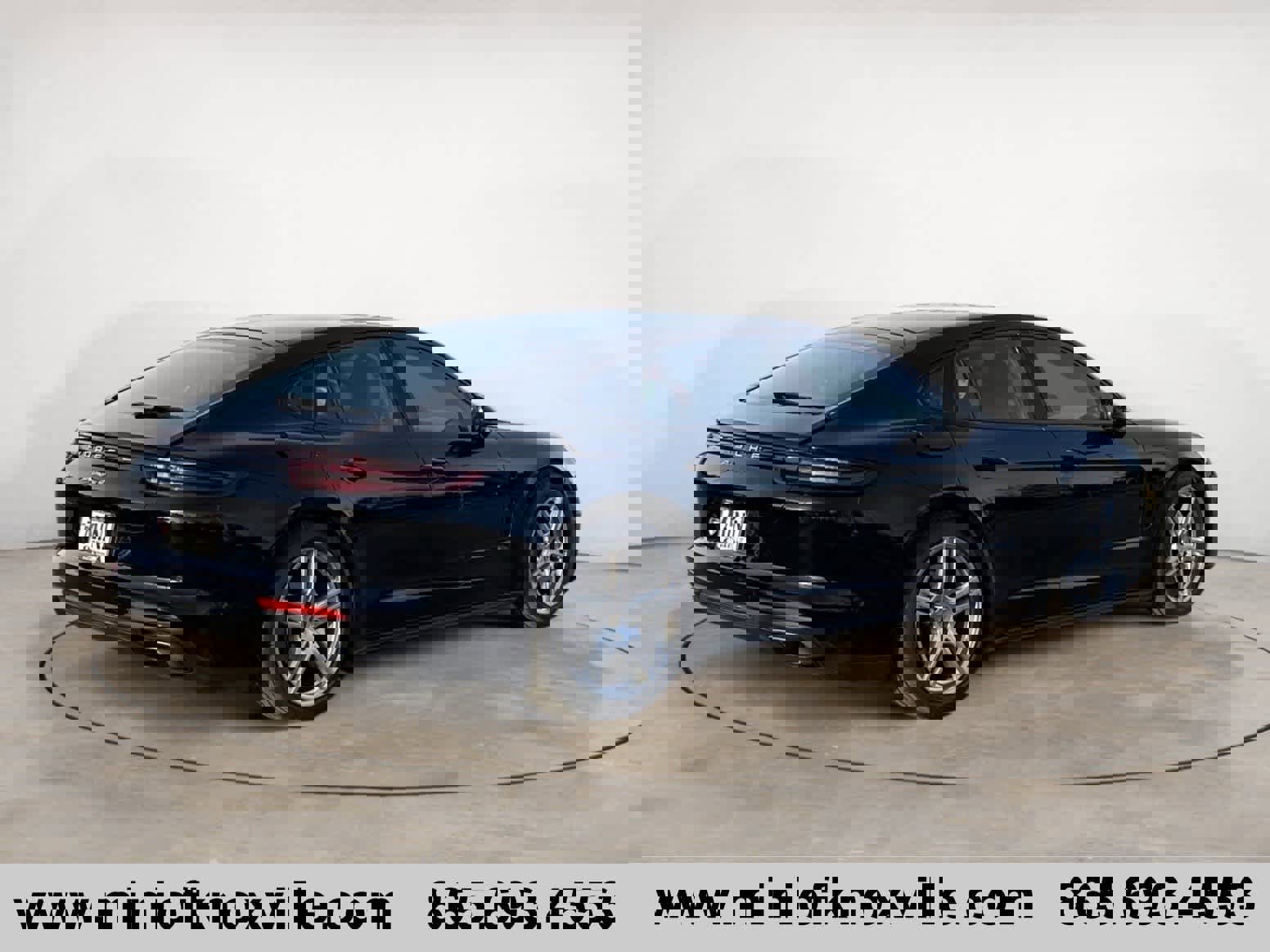 Used 2018 Porsche Panamera 4 image 3