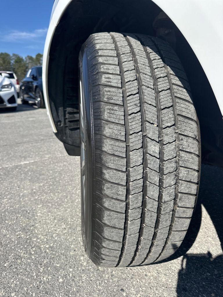 Used 2016 Land Rover Range Rover HSE image 33