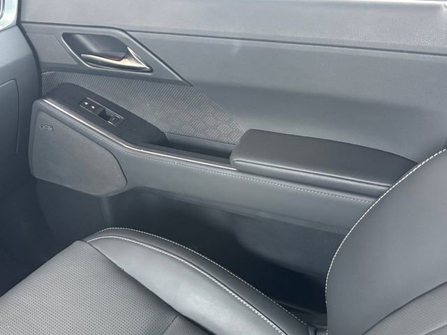 Used 2024 Lexus GX 550 w/ Accessory Package (Z1) image 25