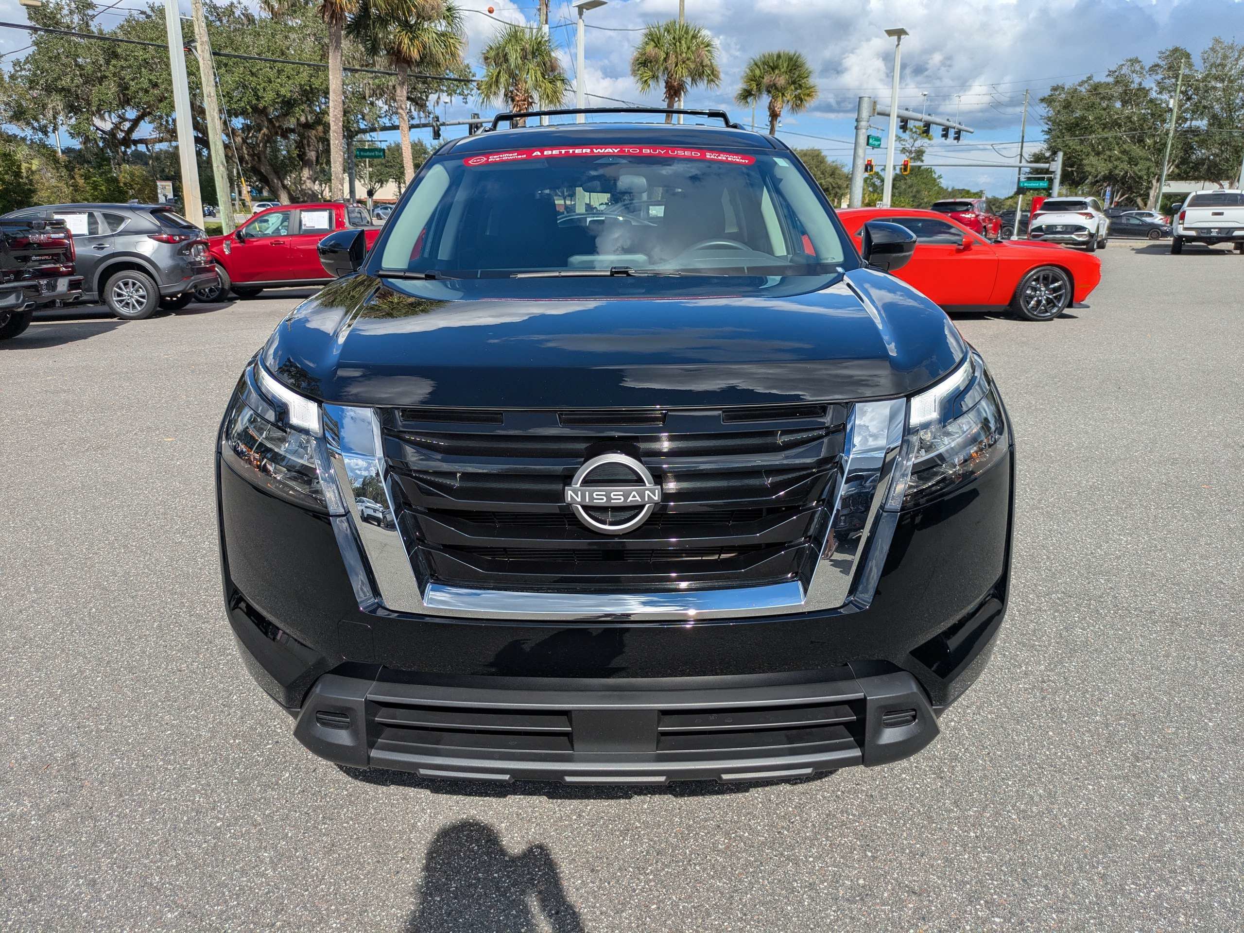 Certified 2025 Nissan Pathfinder SV AWD/4WD image 9