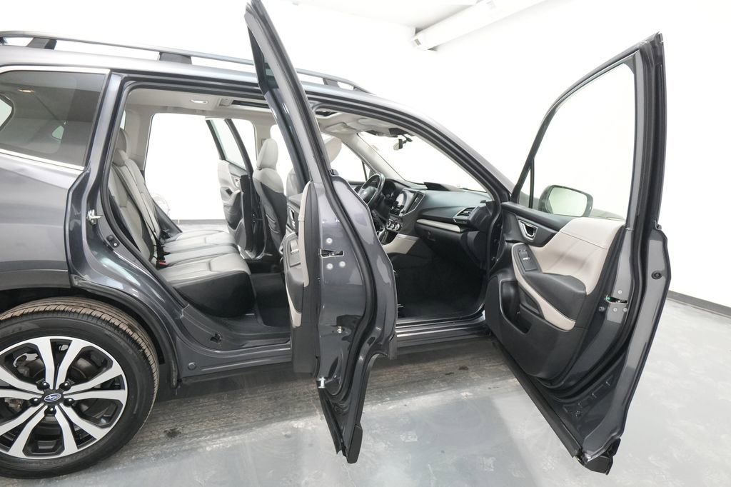 Used 2022 Subaru Forester Limited image 30