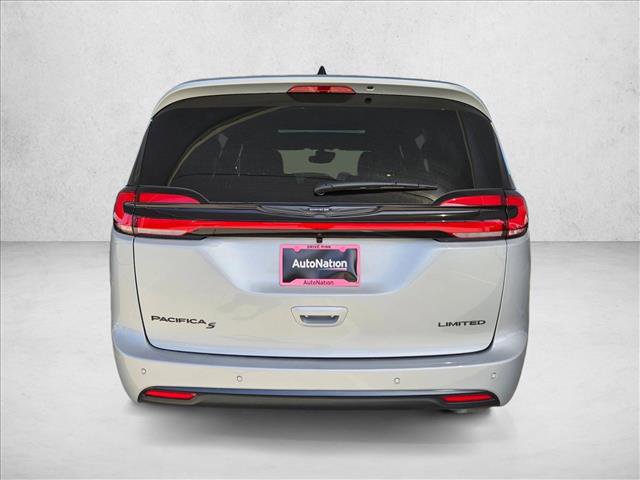 New 2026 Chrysler Pacifica Limited w/ S Appearance Package FWD image 8