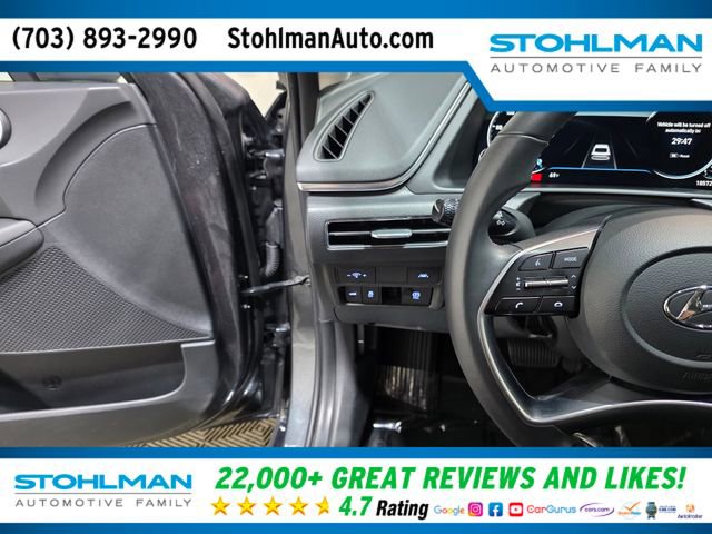 Used 2023 Hyundai Sonata SEL w/ Convenience Package FWD image 16