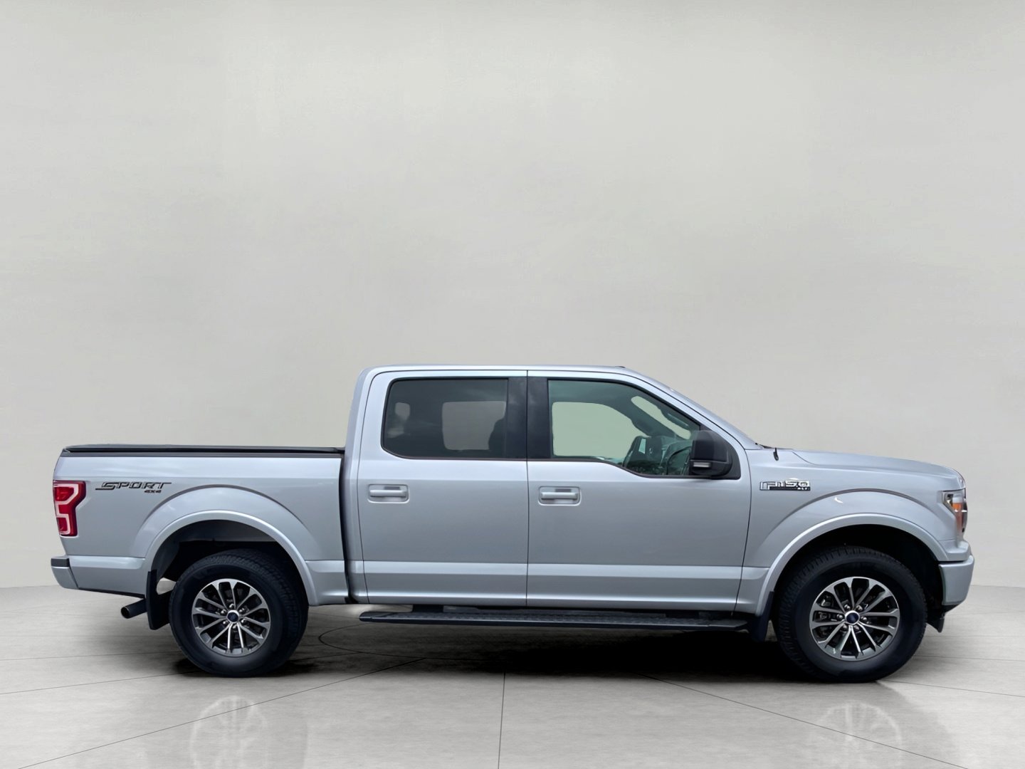 Certified 2018 Ford F150 XLT w/ Equipment Group 302A Luxury AWD/4WD image 12