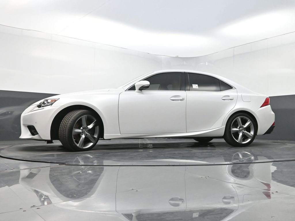 Used 2016 Lexus IS 350 w/ Navigation System Package image 27