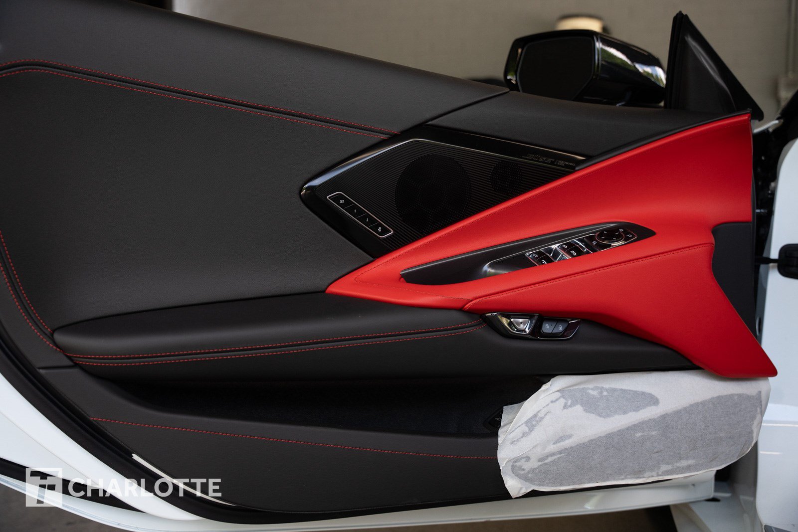 Used 2026 Chevrolet Corvette Stingray Preferred Conv w/ Z51 Performance Package RWD image 18
