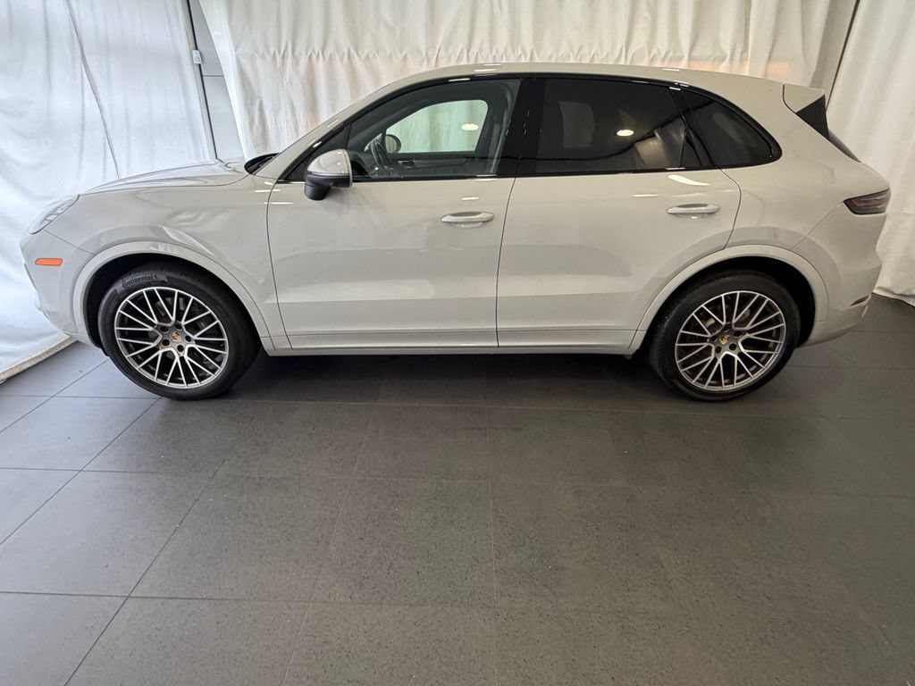 Certified 2023 Porsche Cayenne Platinum Edition AWD/4WD video 2