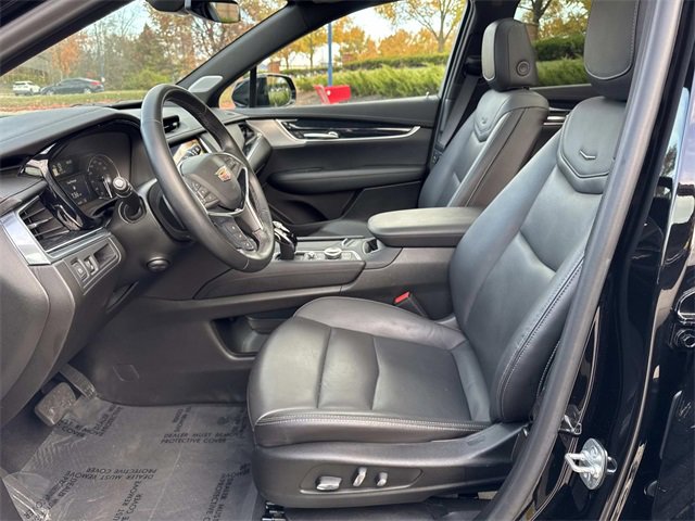 Certified 2025 Cadillac XT5 Premium Luxury image 16