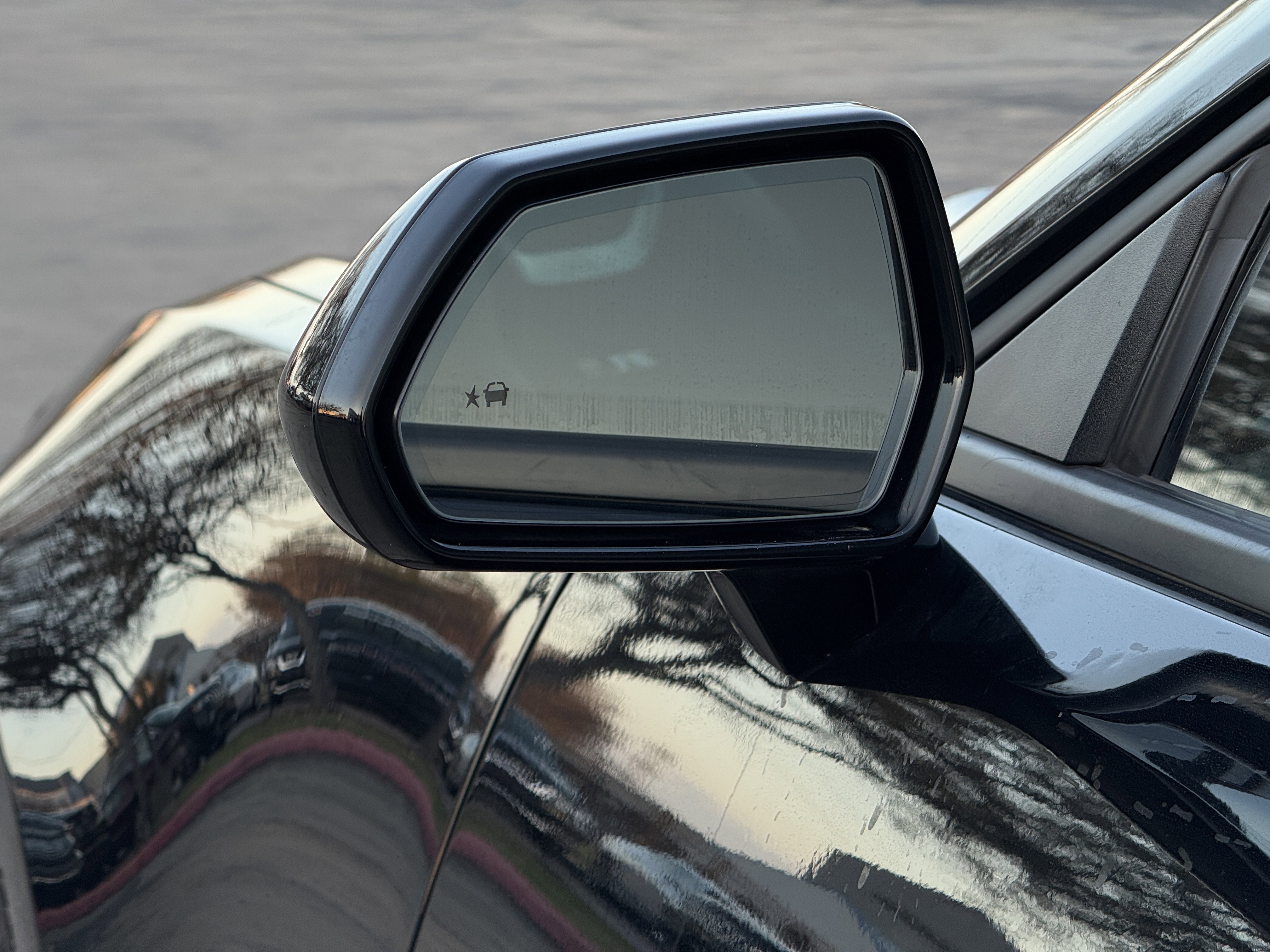 Used 2022 Chevrolet Camaro ZL1 image 15