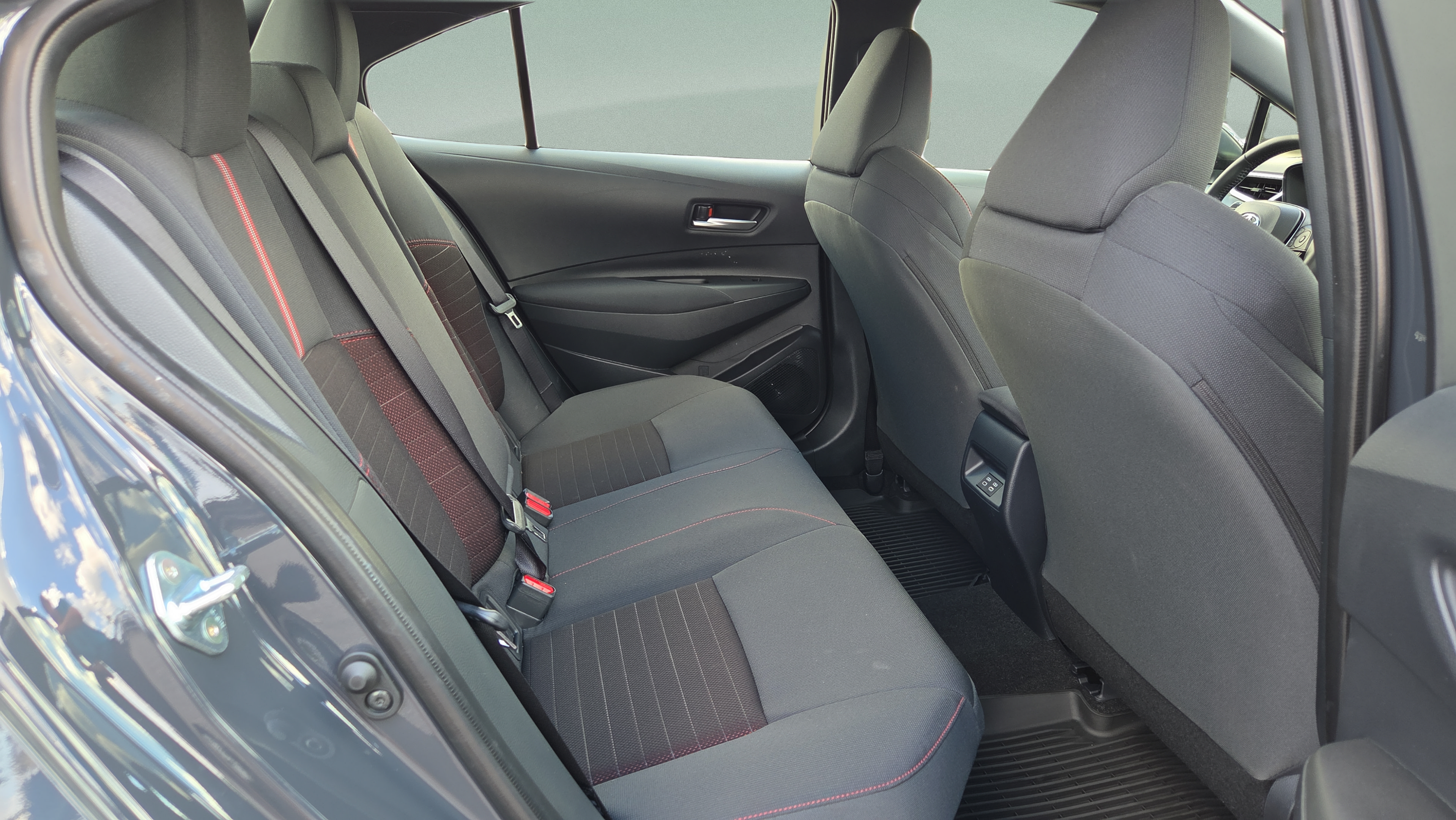 Certified 2026 Toyota Corolla SE FWD image 14
