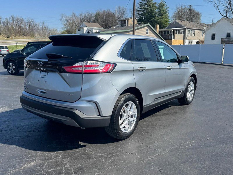 Used 2024 Ford Edge SEL w/ Convenience Package image 6