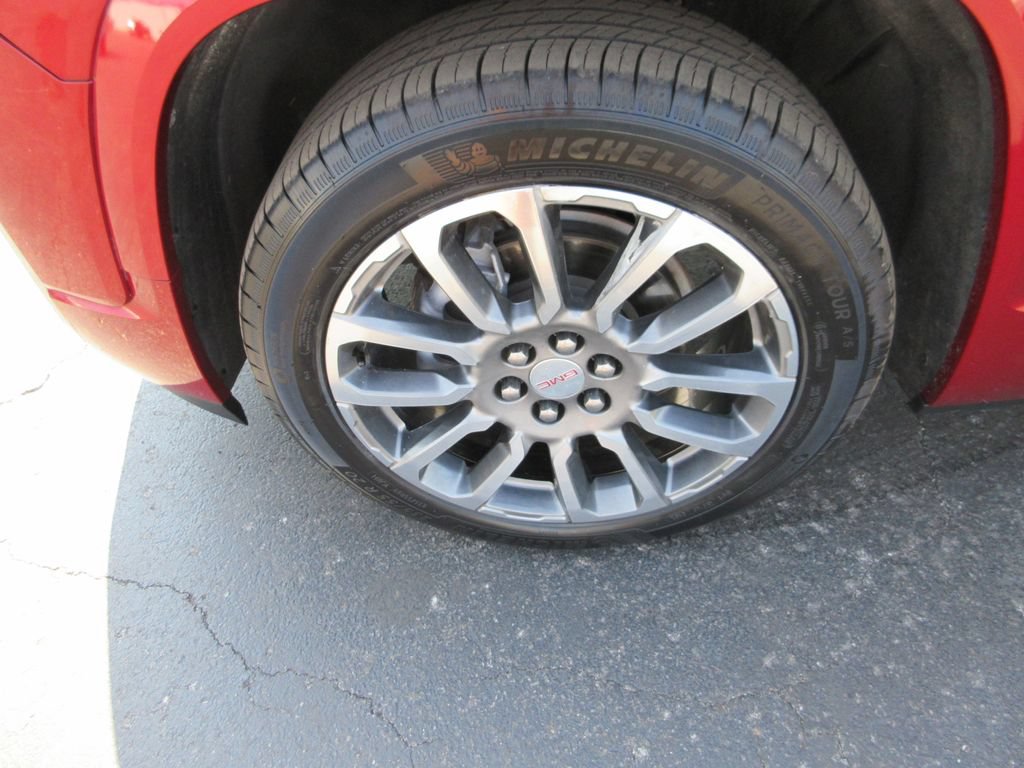 Certified 2021 GMC Acadia Denali w/ Denali Ultimate Package AWD/4WD image 14